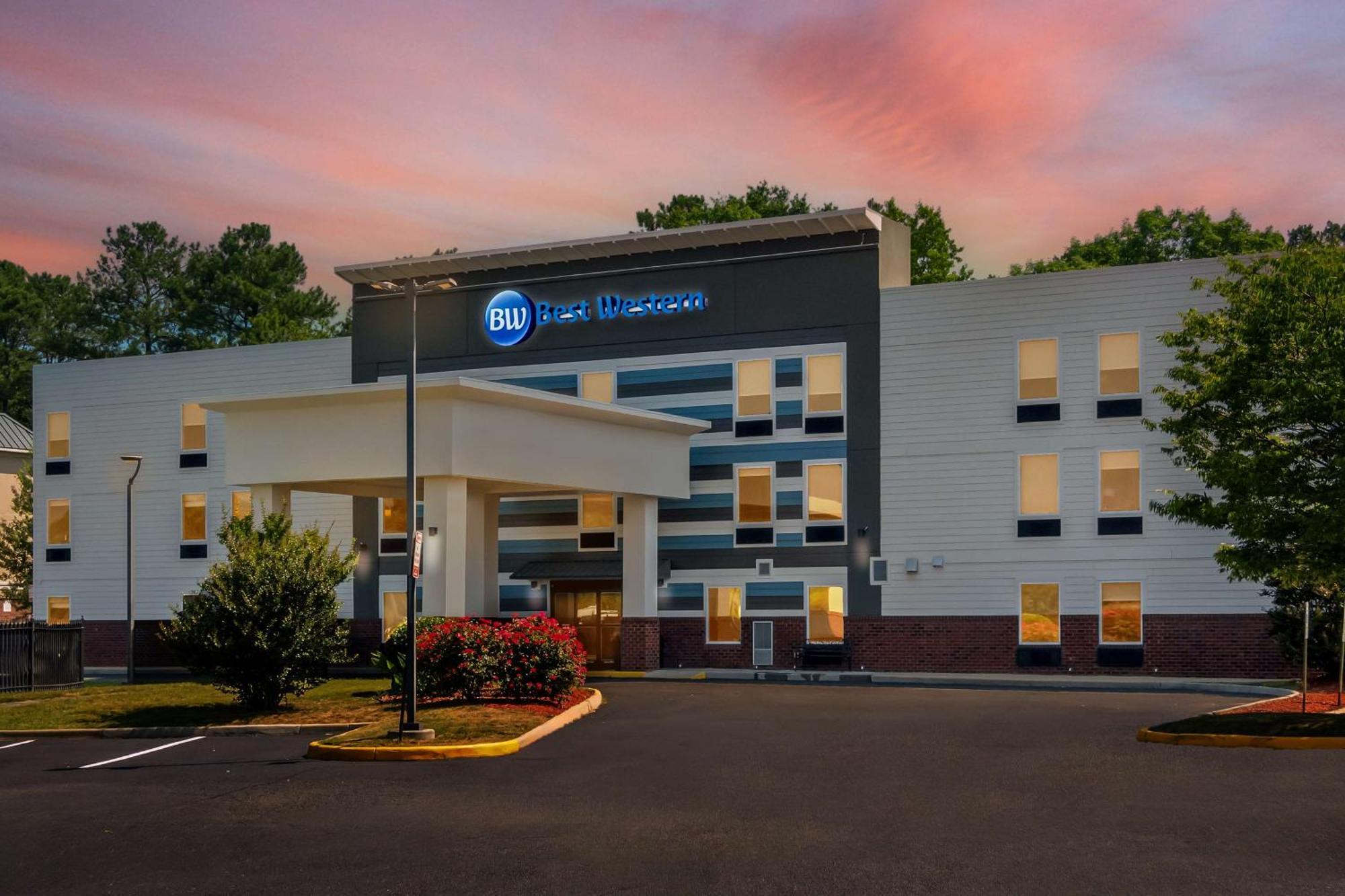 Best Western Doswell Hotel Exterior photo